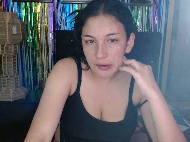 Ratienterciopelo's BongaCams show and profile