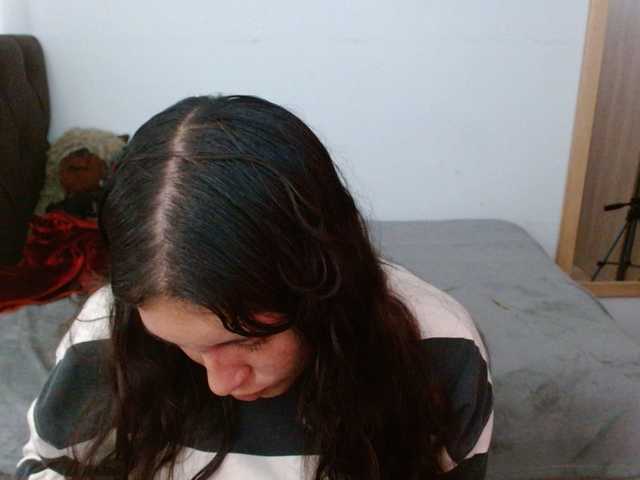 Ratienterciopelo's BongaCams show and profile