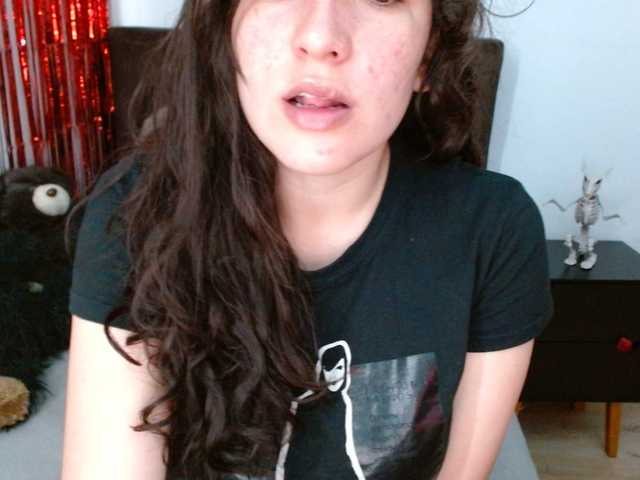 Ratienterciopelo's BongaCams show and profile