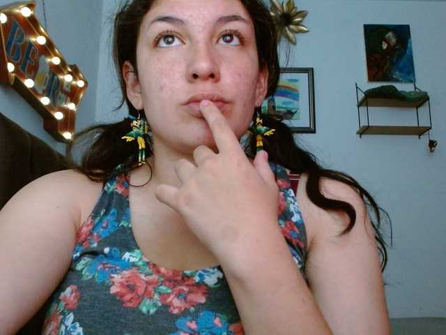 Ratienterciopelo's BongaCams show and profile