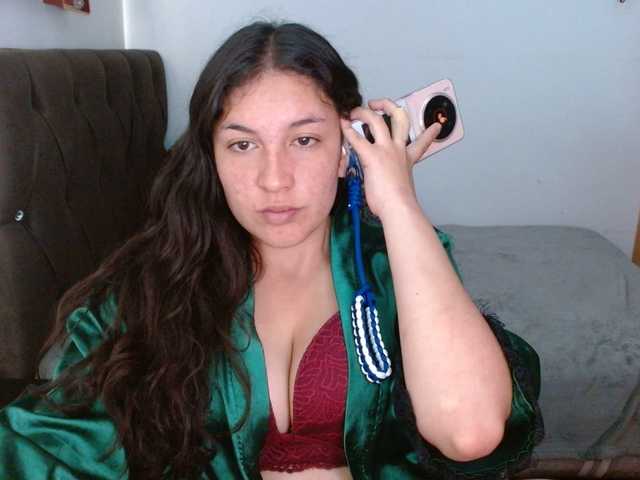 Ratienterciopelo's BongaCams show and profile