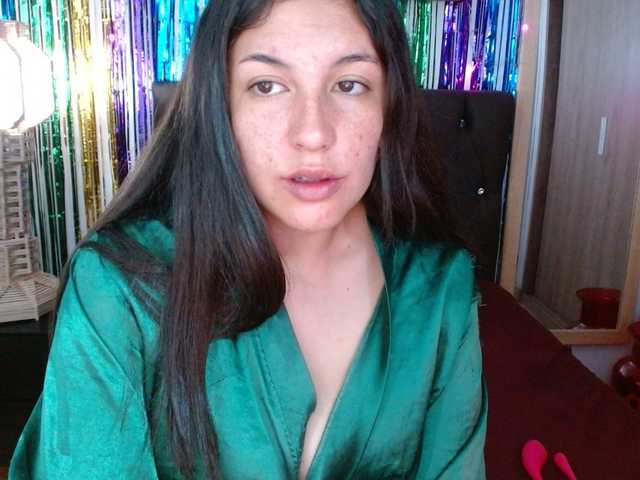 Ratienterciopelo's BongaCams show and profile