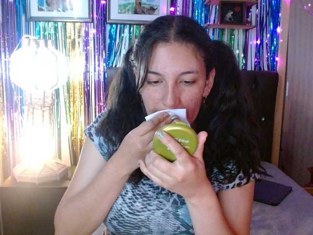 Ratienterciopelo's BongaCams show and profile