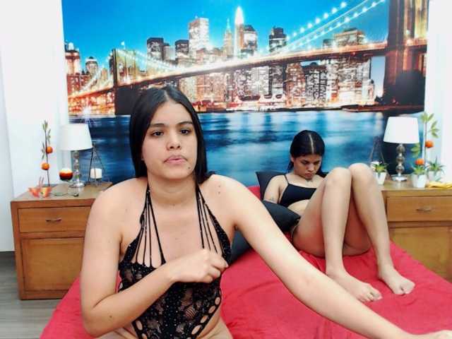  KendraAndMishel chat room