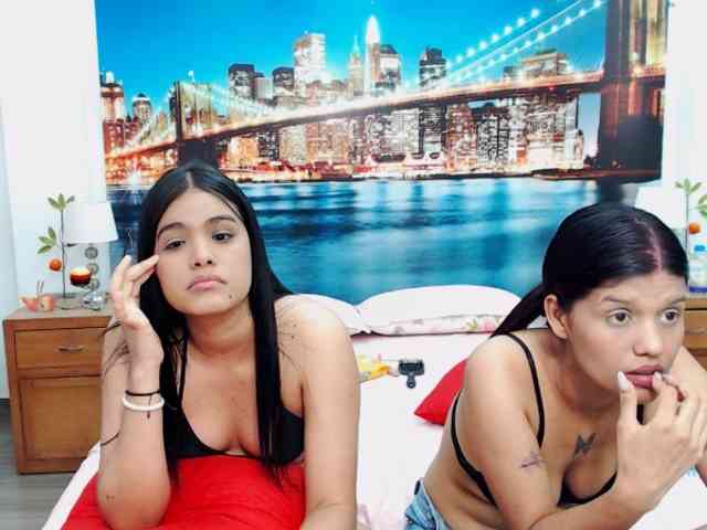 KendraAndMishel webcam
