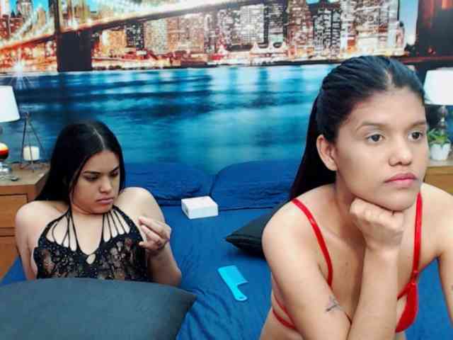 KendraAndMishel webcam