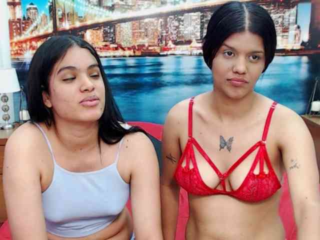 KendraAndMishel webcam