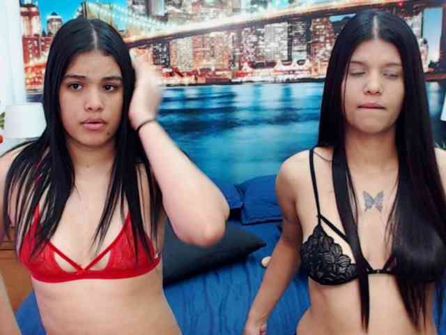 KendraAndMishel webcam