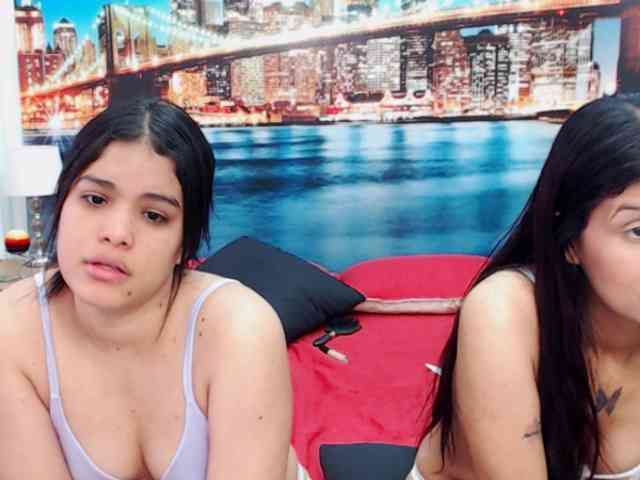 KendraAndMishel webcam