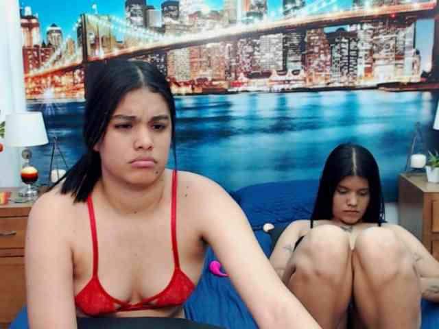 KendraAndMishel webcam