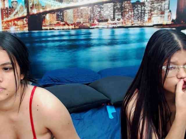 KendraAndMishel webcam