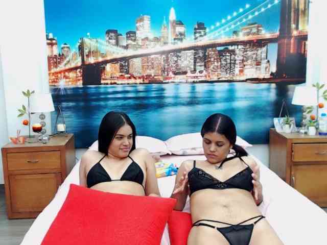 KendraAndMishel webcam