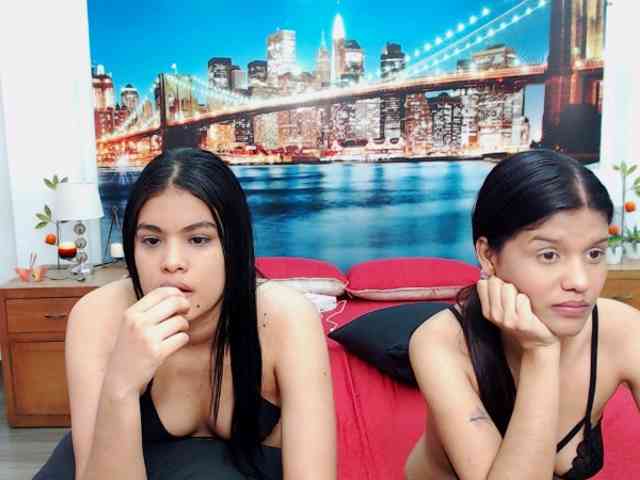 KendraAndMishel webcam