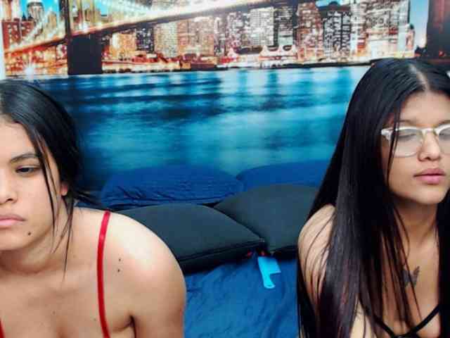 KendraAndMishel webcam