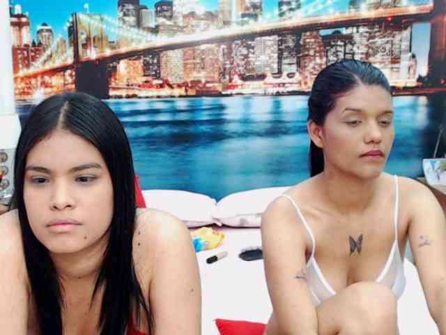 KendraAndMishel webcam