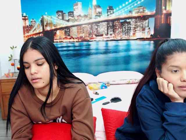 KendraAndMishel webcam