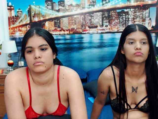 KendraAndMishel webcam