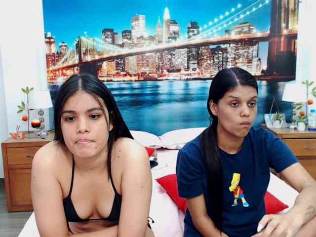 KendraAndMishel webcam