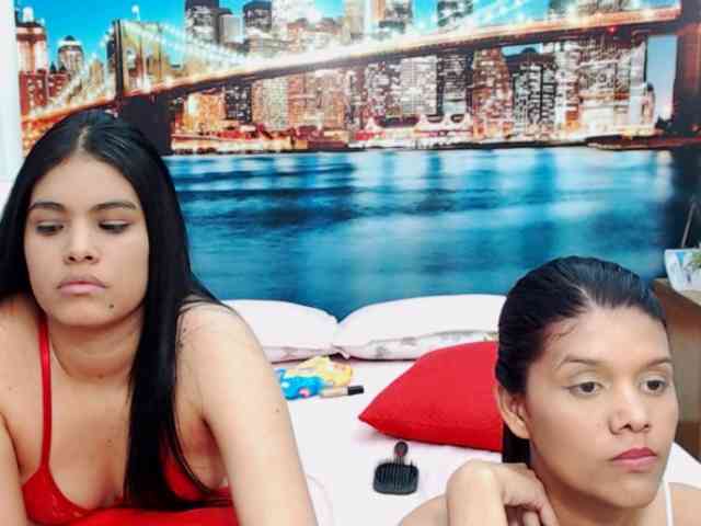 KendraAndMishel webcam