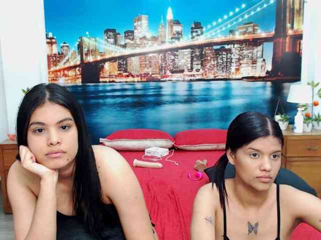 KendraAndMishel webcam