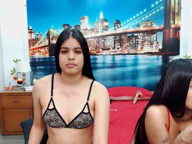 KendraAndMishel webcam