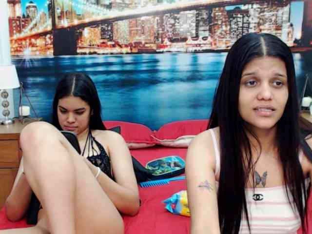 KendraAndMishel webcam
