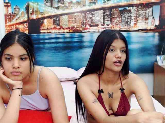 KendraAndMishel webcam