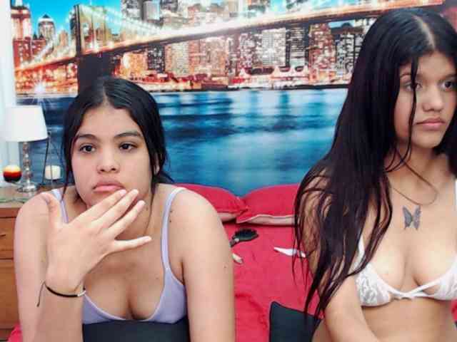 KendraAndMishel webcam