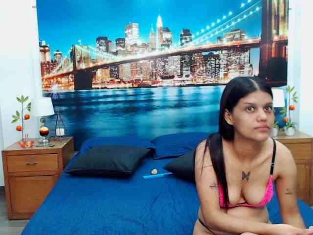 KendraAndMishel webcam