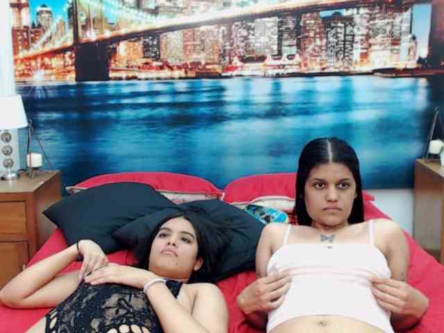 KendraAndMishel webcam