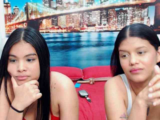 KendraAndMishel webcam