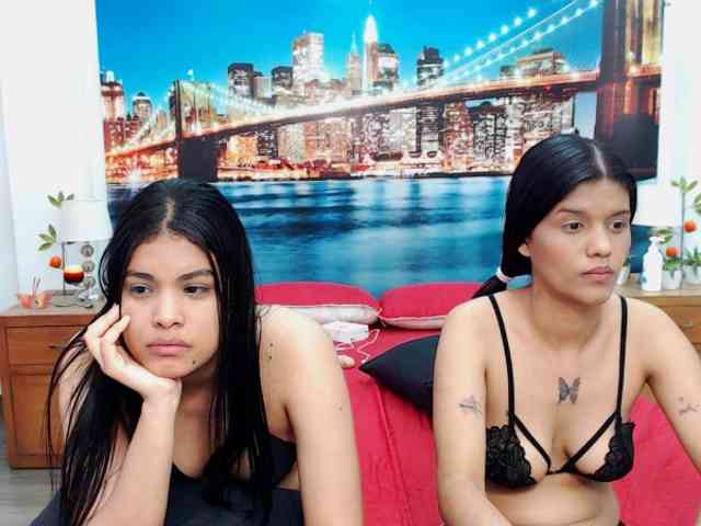 KendraAndMishel webcam