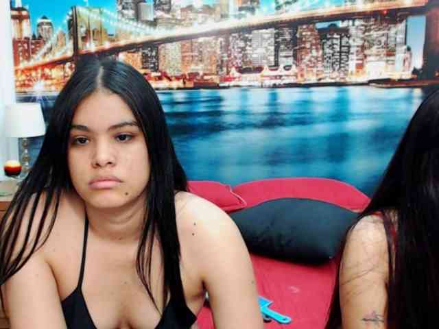 KendraAndMishel webcam