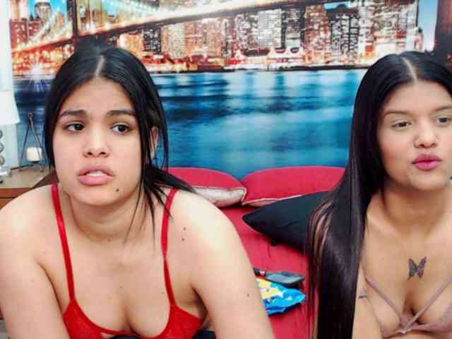 KendraAndMishel webcam