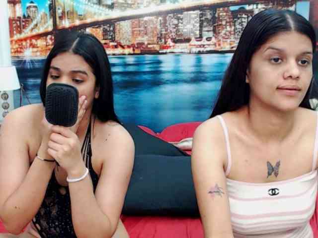 KendraAndMishel webcam