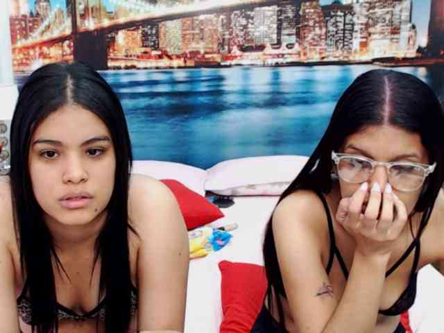 KendraAndMishel webcam