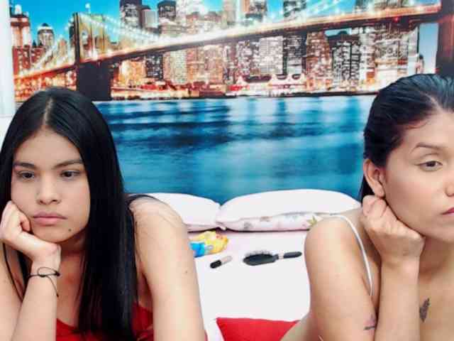 KendraAndMishel webcam