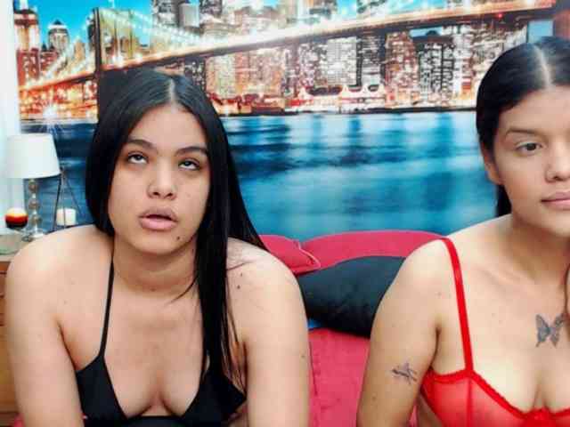 KendraAndMishel webcam