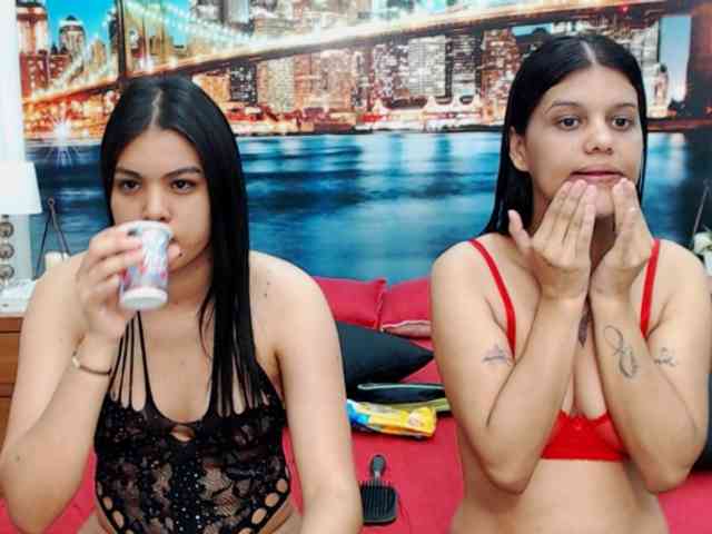 KendraAndMishel webcam