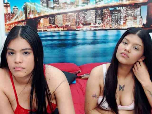 KendraAndMishel webcam