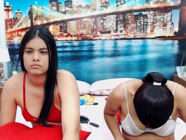 KendraAndMishel webcam