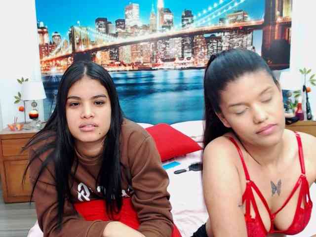 KendraAndMishel webcam