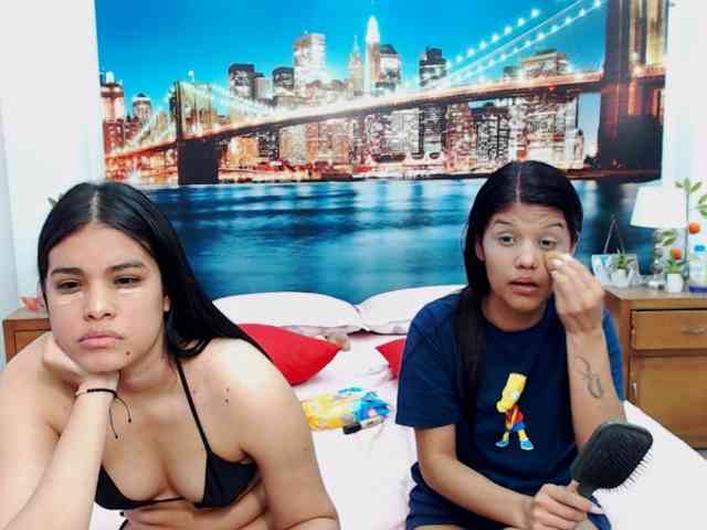 KendraAndMishel webcam