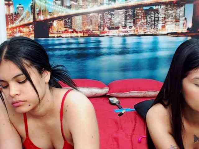 KendraAndMishel webcam