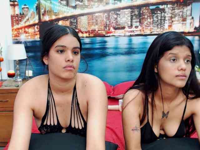 KendraAndMishel webcam