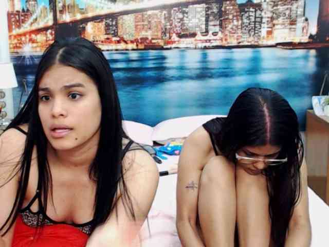 KendraAndMishel webcam
