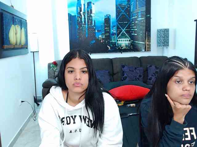 KendraAndMishel webcam