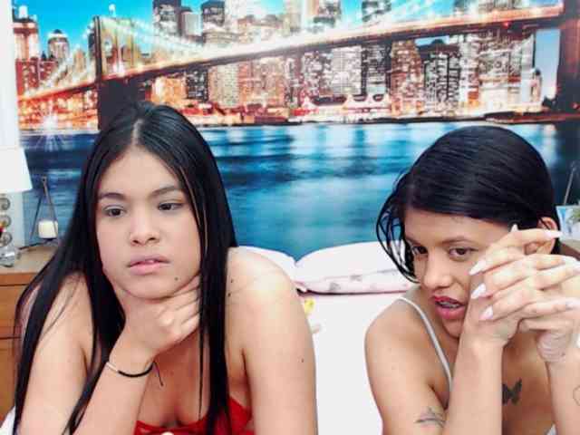 KendraAndMishel webcam