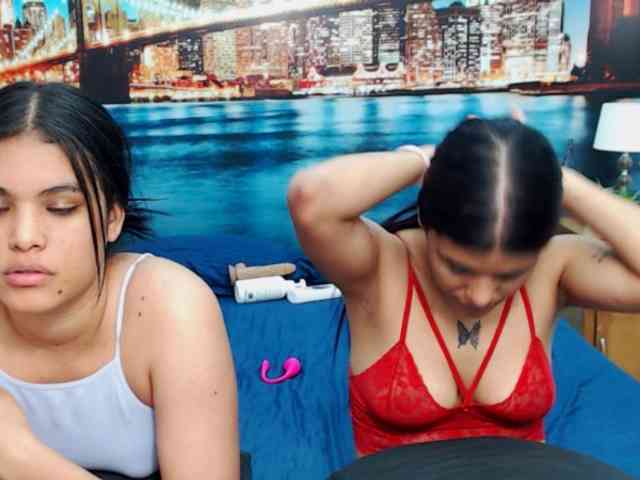KendraAndMishel webcam