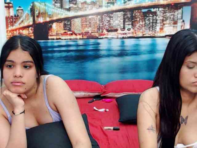 KendraAndMishel webcam